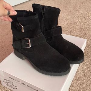 Steven Madden sued boots